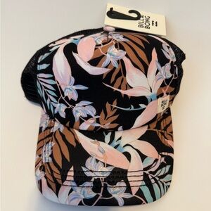 NWT Billabong Hat